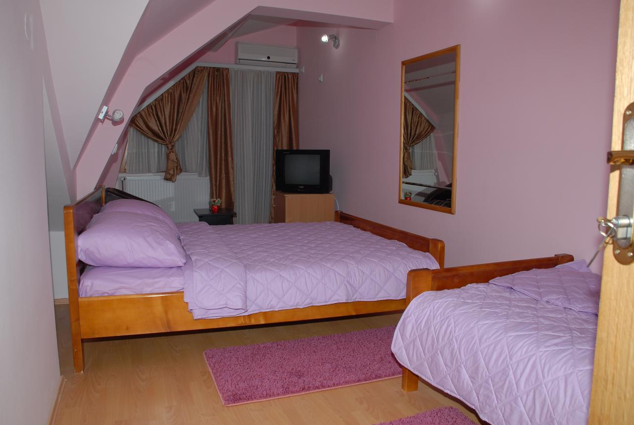 Zormaris-M Hotel รานเย ภายนอก รูปภาพ