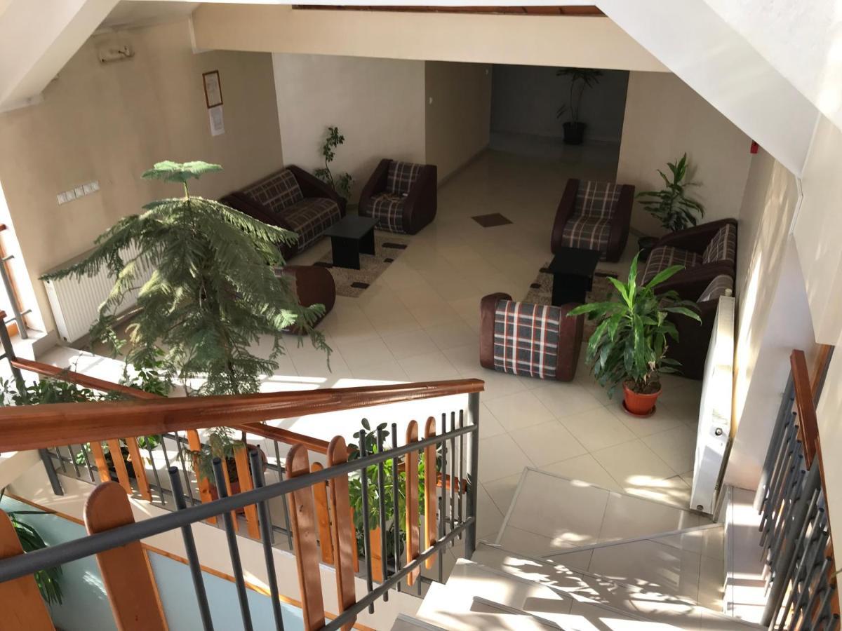 Zormaris-M Hotel รานเย ภายนอก รูปภาพ