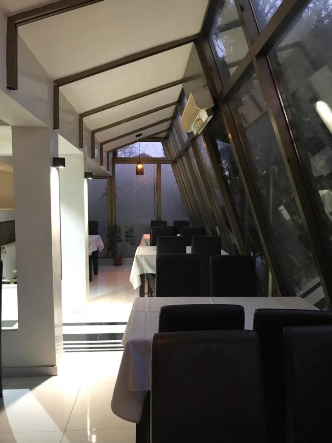 Zormaris-M Hotel รานเย ภายนอก รูปภาพ